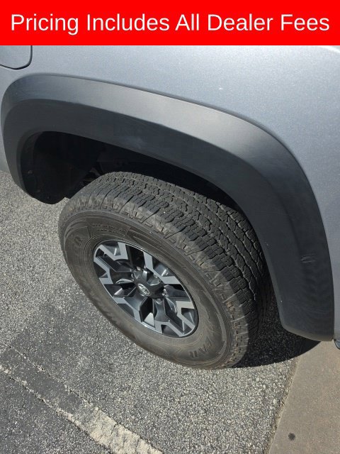 Used 2019 Toyota Tacoma TRD Off-Road AWD/4WD image 6