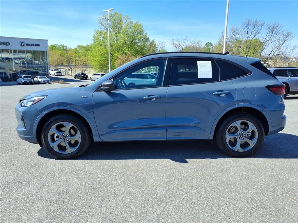 Used 2024 Ford Escape ST-Line image 7