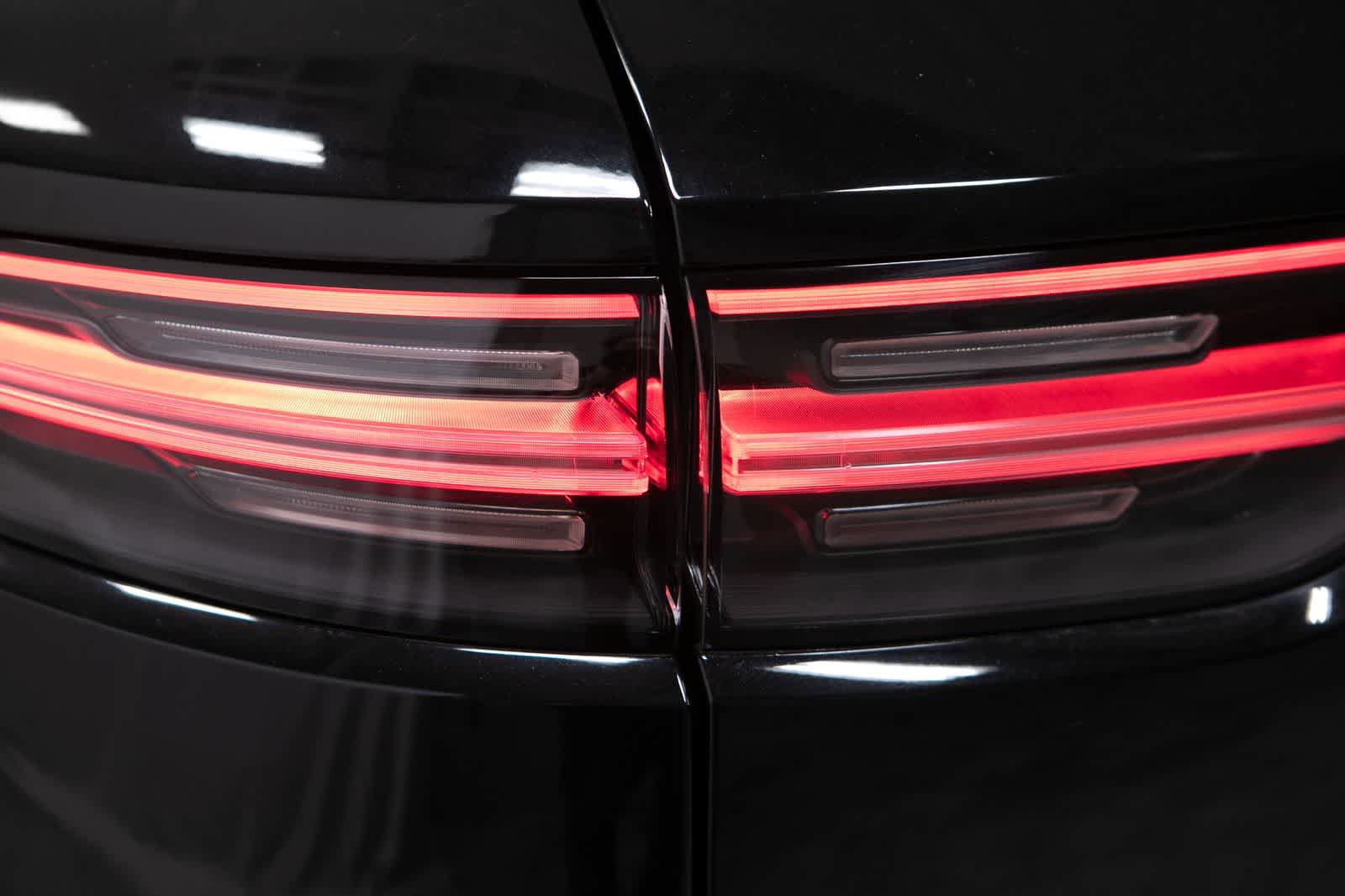 Certified 2023 Porsche Cayenne S Platinum image 18