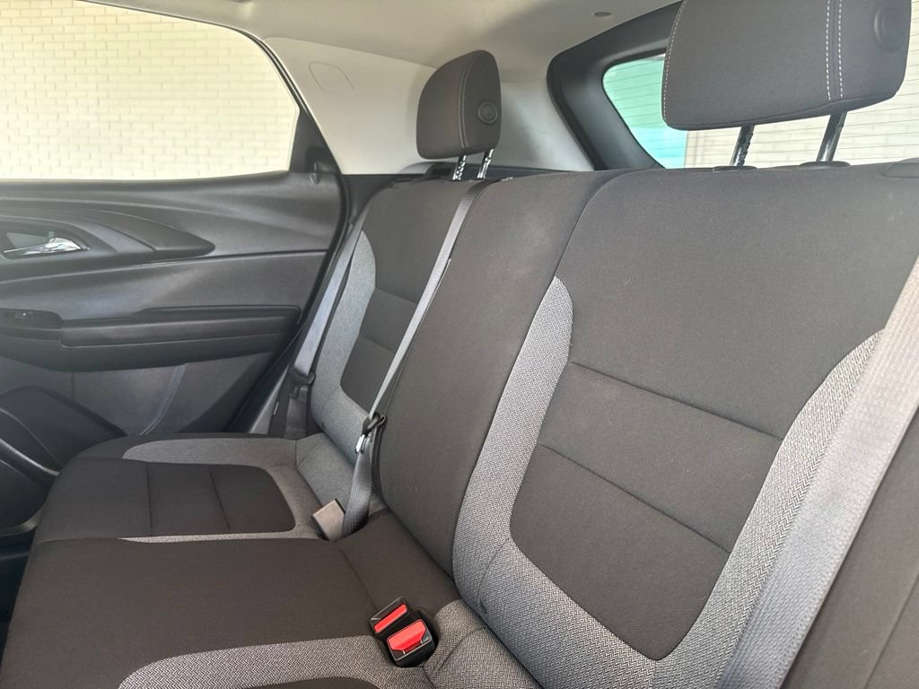Used 2023 Chevrolet TrailBlazer LT FWD image 22
