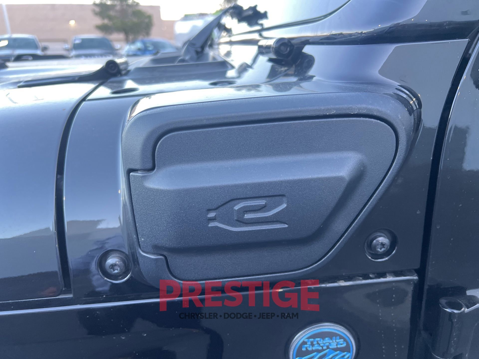 Used 2022 Jeep Wrangler Unlimited Rubicon 4xe AWD/4WD image 14