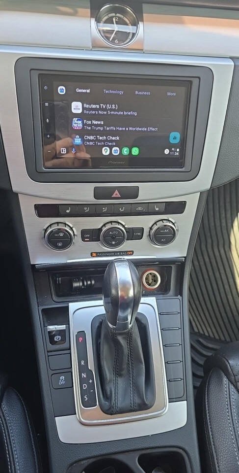 Used 2016 Volkswagen CC Trend FWD image 11