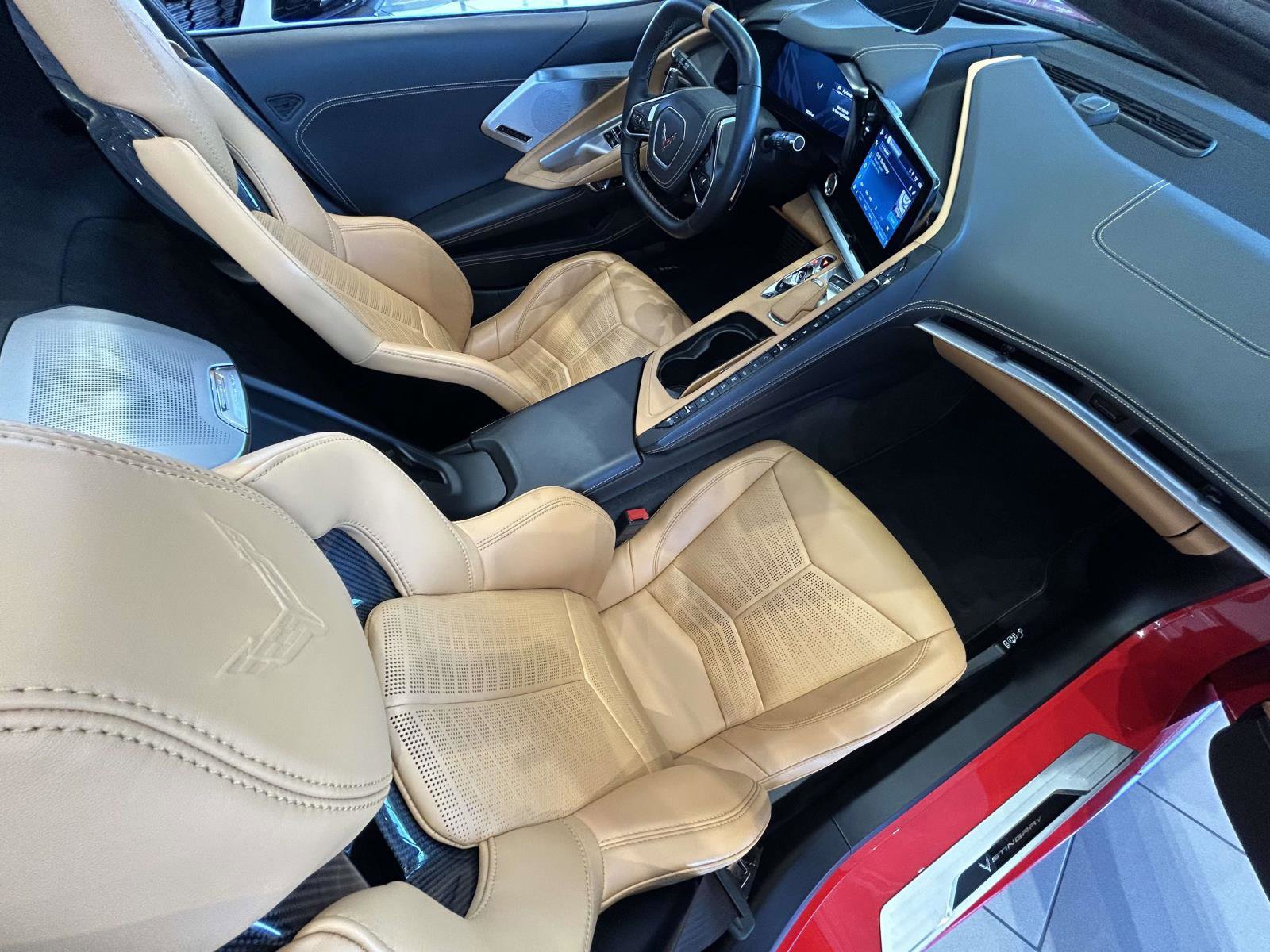 Used 2025 Chevrolet Corvette Stingray Premium Conv w/ 3LT RWD image 13