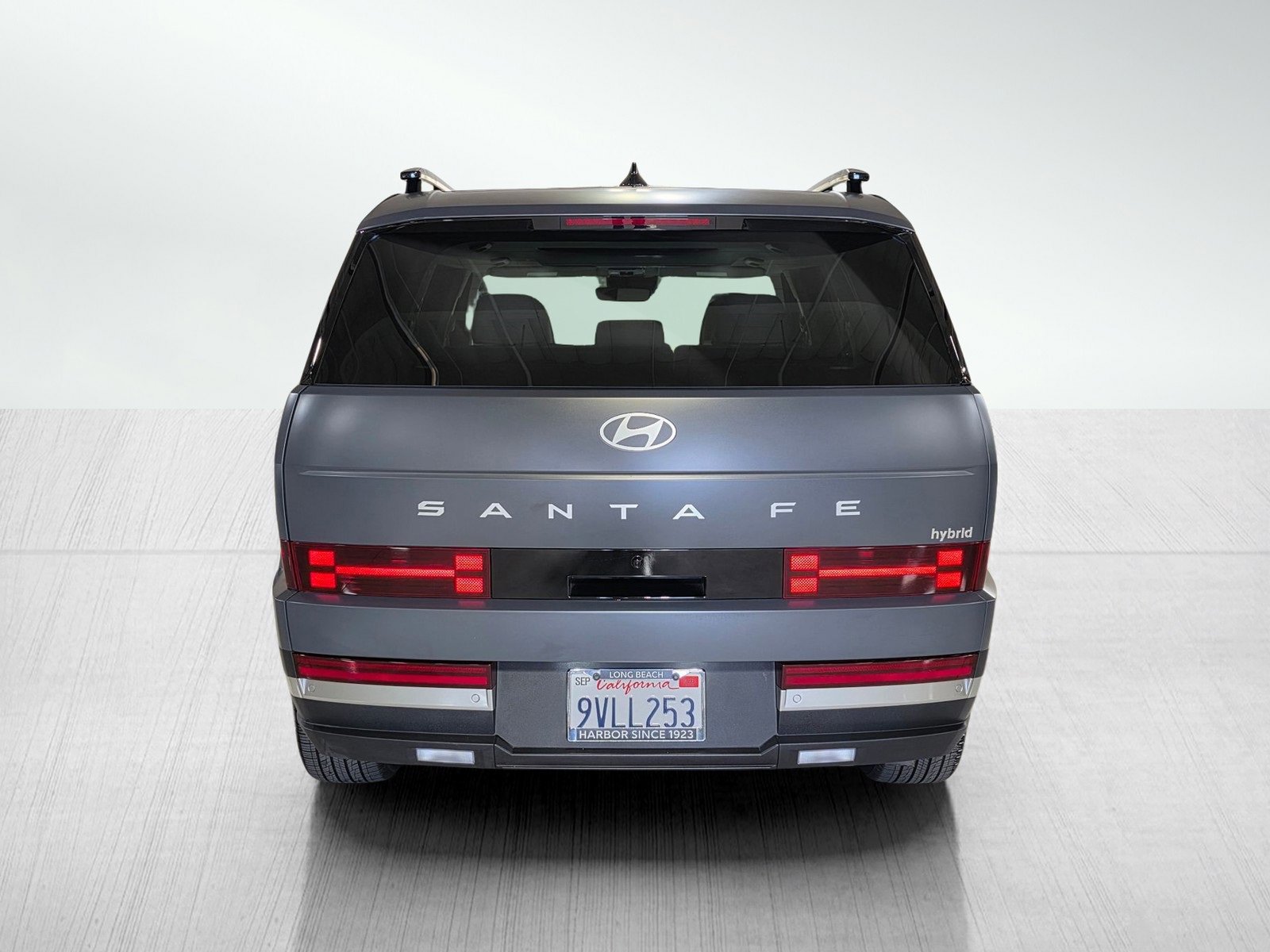 Certified 2025 Hyundai Santa Fe Limited image 6