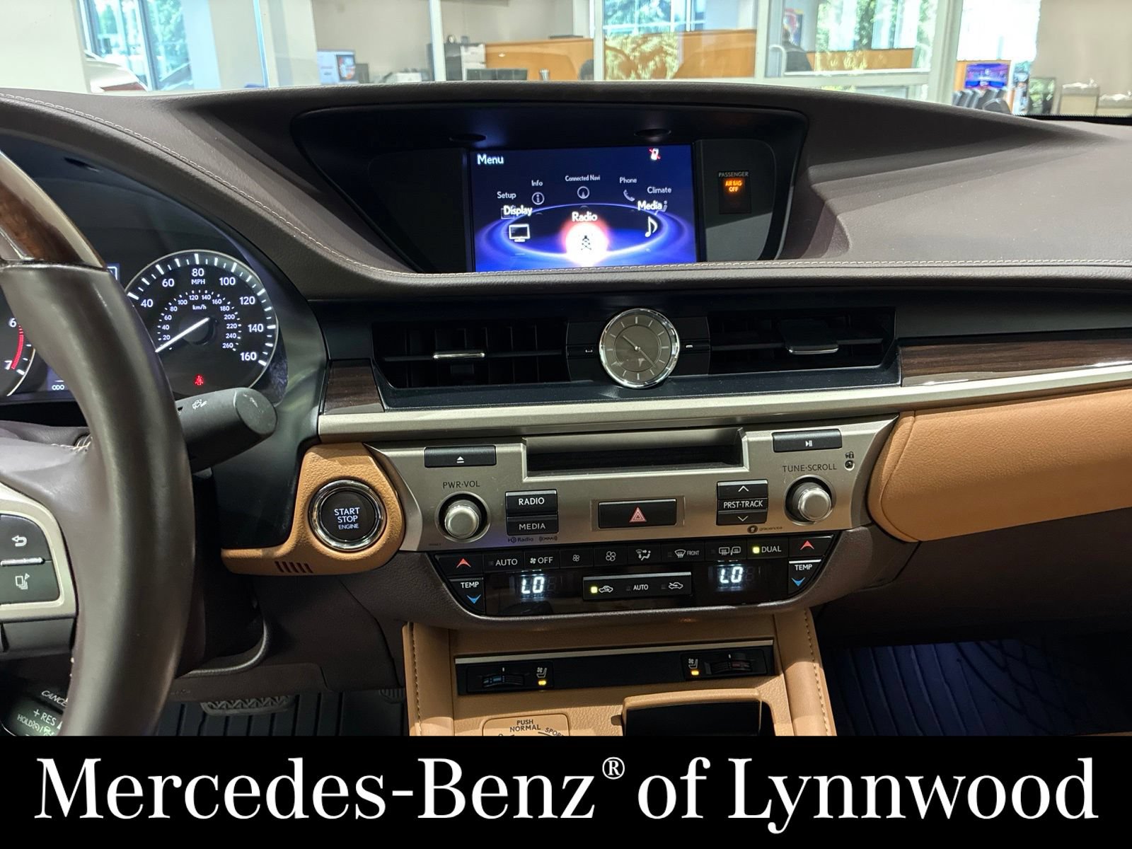 Used 2017 Lexus ES 350 w/ Premium Package FWD image 23