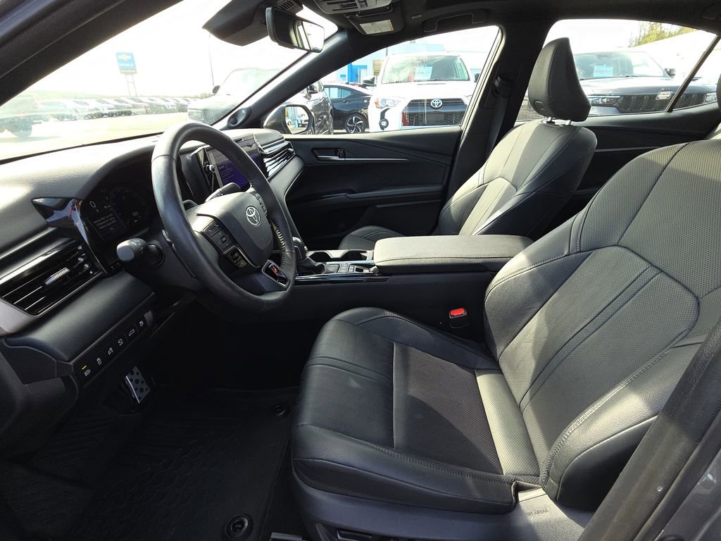 Used 2025 Toyota Camry XSE w/ Premium Plus Package image 15