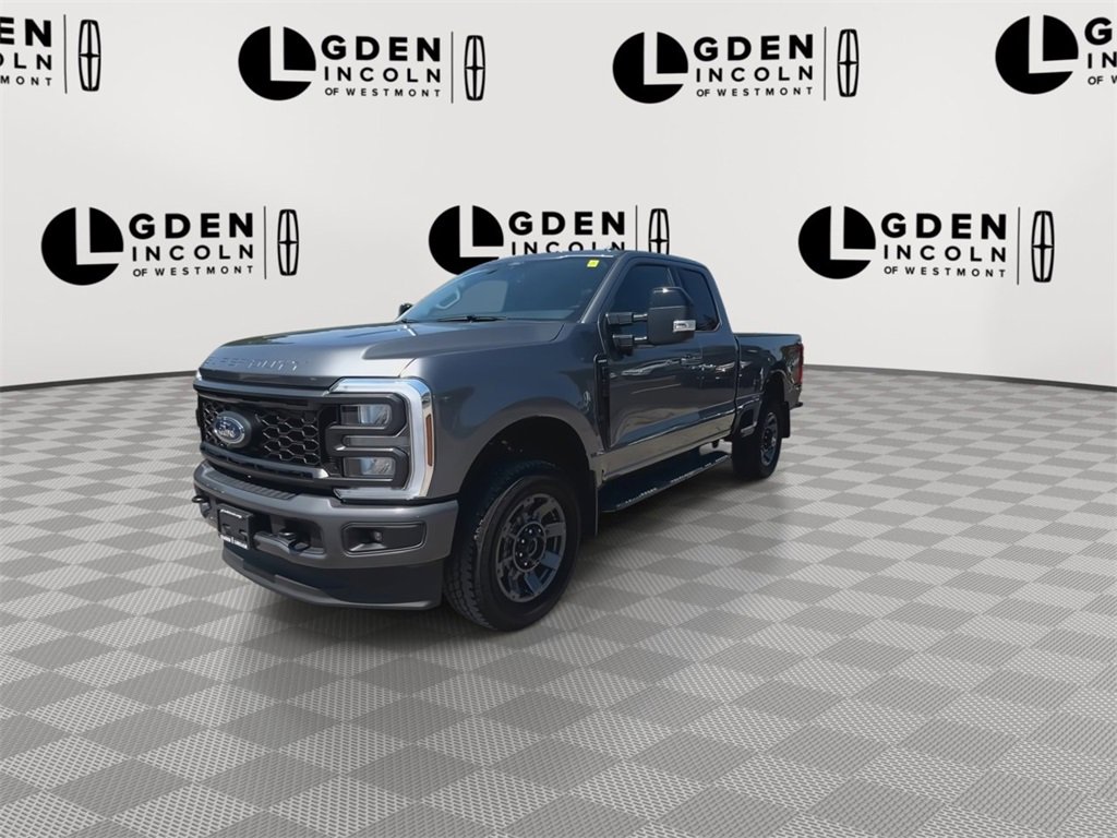 Used 2024 Ford F350 Lariat w/ Sport Appearance Package image 4