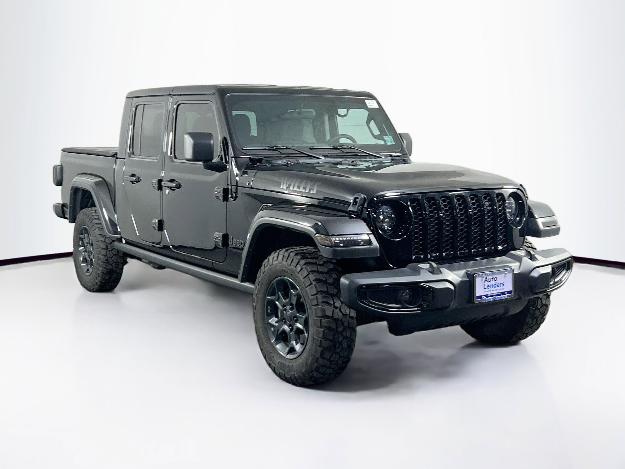 Used 2023 Jeep Gladiator Willys AWD/4WD image 3