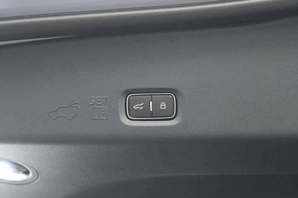 New 2027 Ford Expedition Active RWD image 10