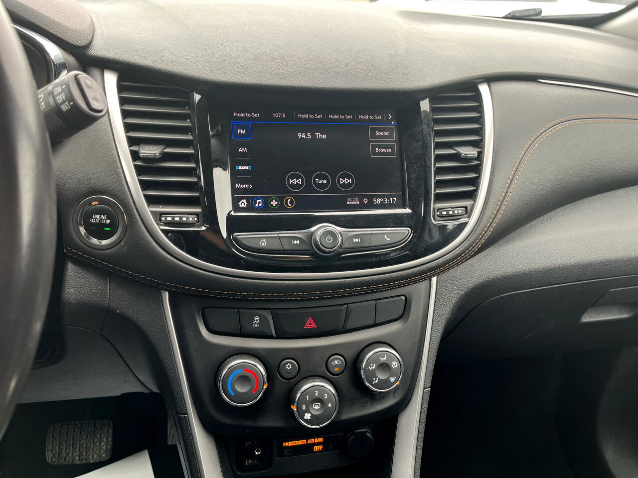 Used 2022 Chevrolet Trax LT w/ Driver Confidence Package image 11