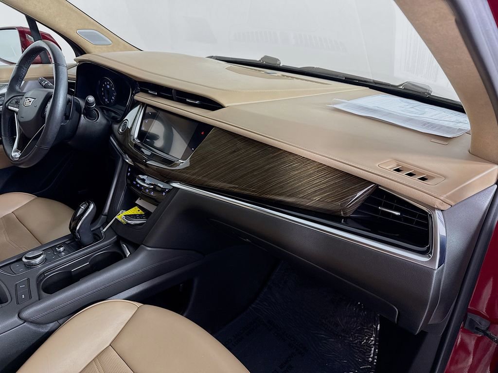 Used 2020 Cadillac XT6 Premium Luxury w/ Platinum Package image 28