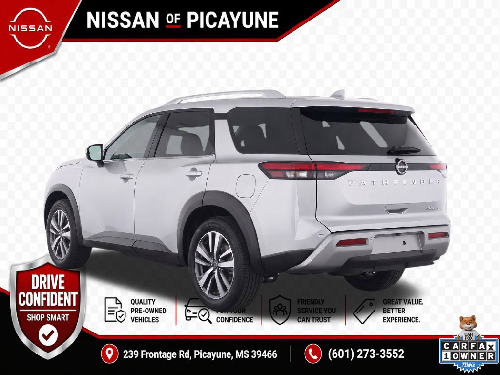 Used 2025 Nissan Pathfinder SL AWD/4WD image 3