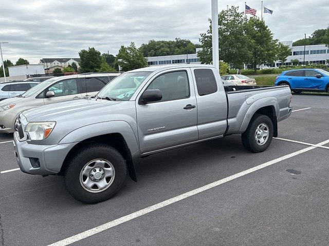 Used 2015 Toyota Tacoma 4x4 Access Cab w/ SR5 Package image 14