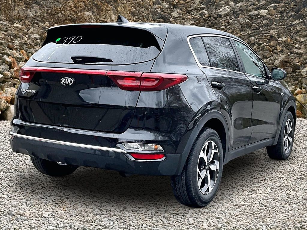 Used 2021 Kia Sportage LX AWD/4WD image 2
