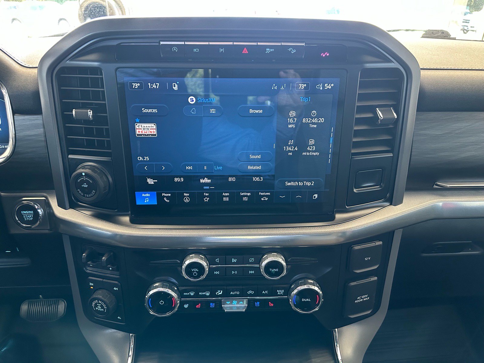 Certified 2024 Ford F150 Lariat w/ FX4 Off-Road Package AWD/4WD image 33