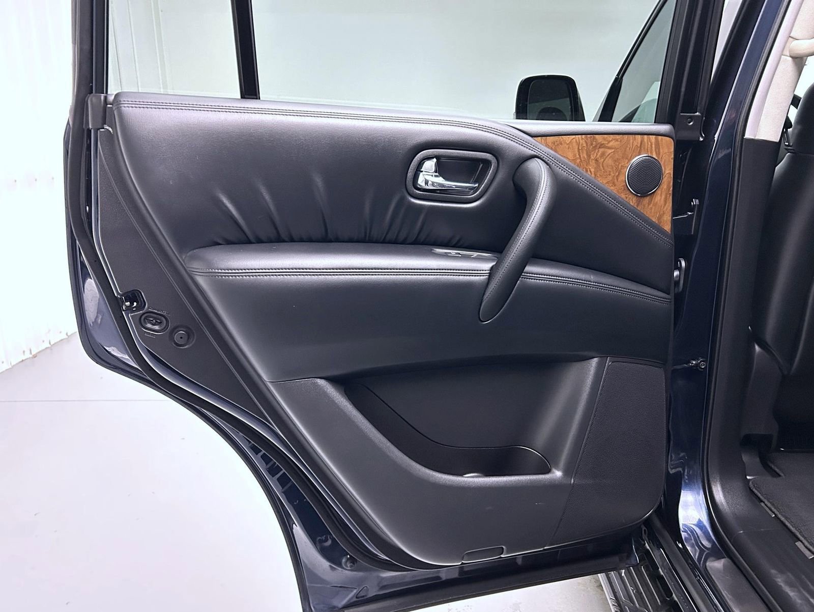 Used 2024 Nissan Armada SL w/ Cargo Package image 21