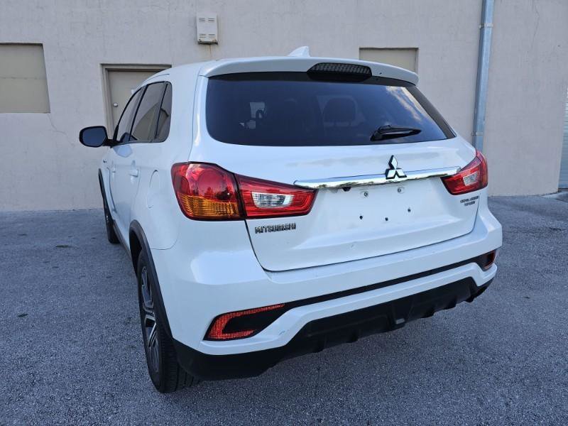 Used 2018 Mitsubishi Outlander Sport ES image 10