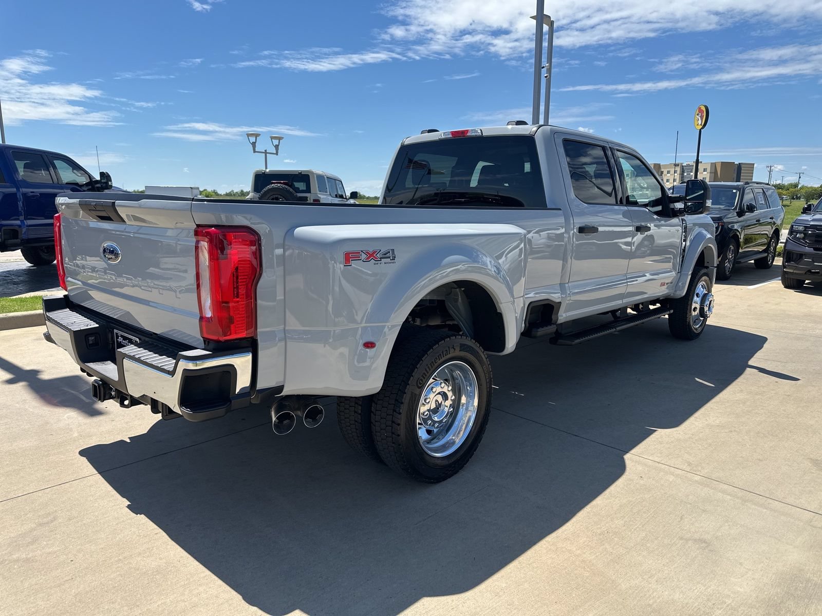 Used 2026 Ford F450 XLT w/ FX4 Off-Road Package AWD/4WD image 6