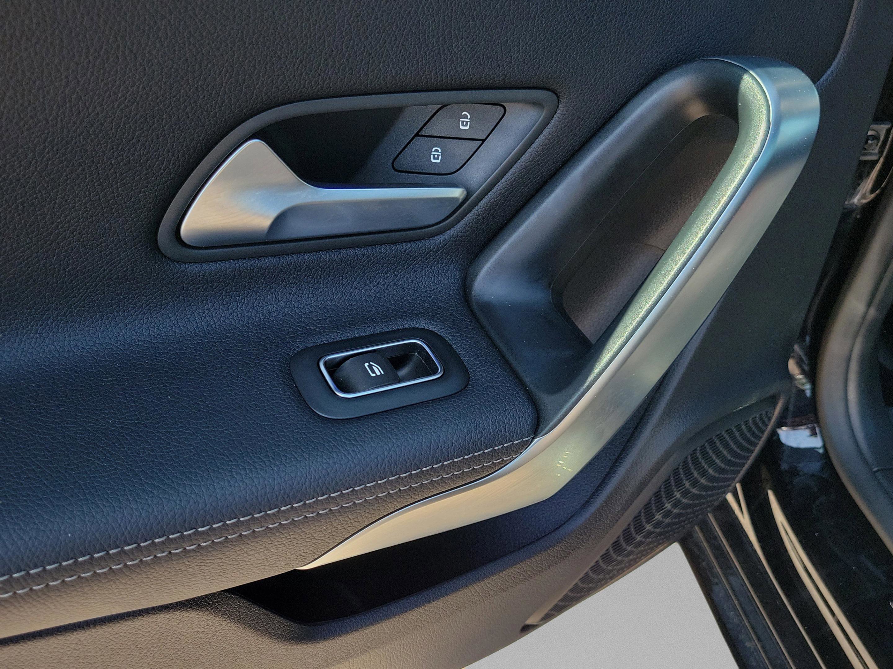 Certified 2022 Mercedes-Benz A 220 image 8