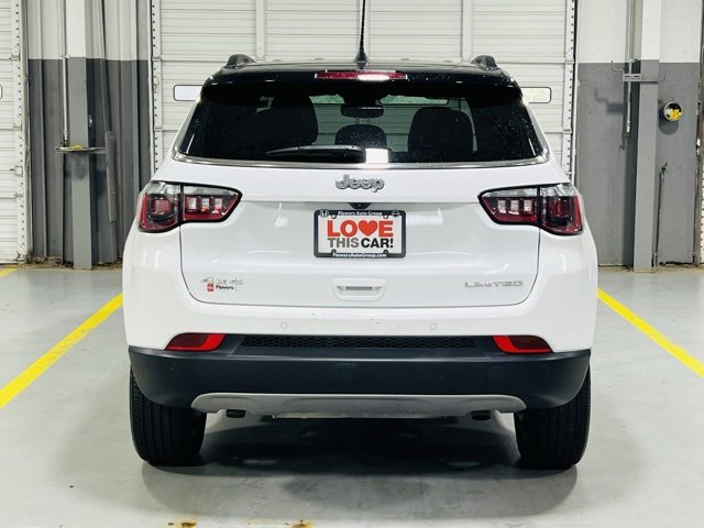 Used 2024 Jeep Compass Limited image 16