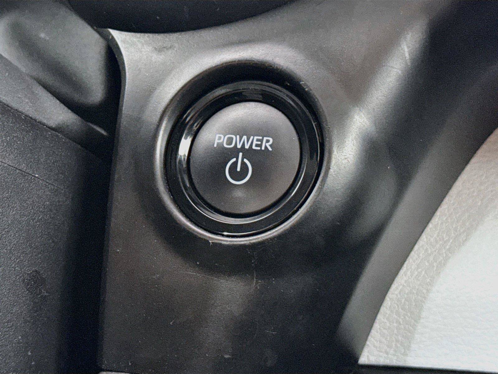 Certified 2025 Toyota Sienna XLE FWD image 21