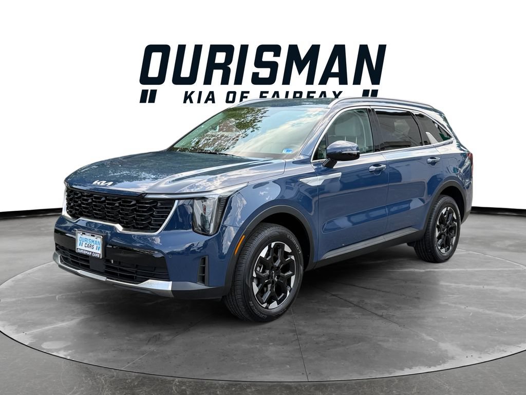 Used 2025 Kia Sorento S AWD/4WD image 2