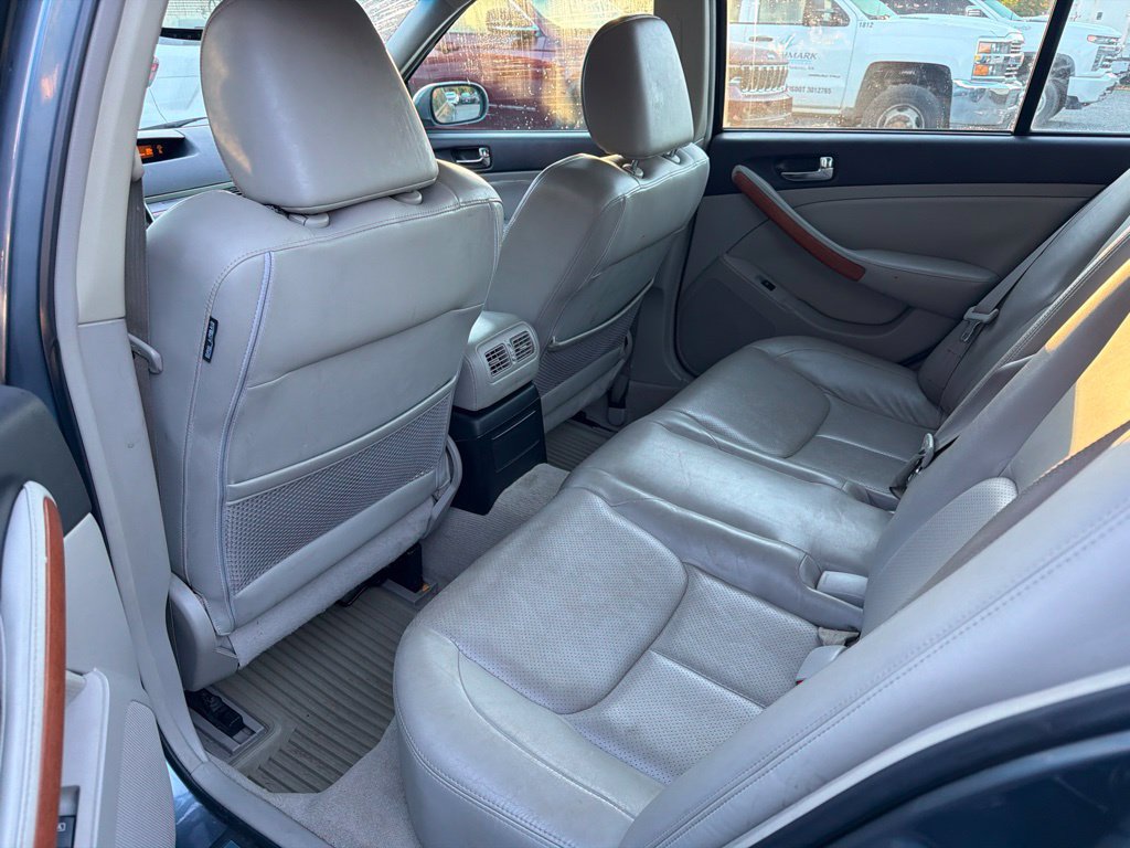 Used 2005 INFINITI G35 x Sedan w/ (P03) Premium Pkg C AWD/4WD image 13