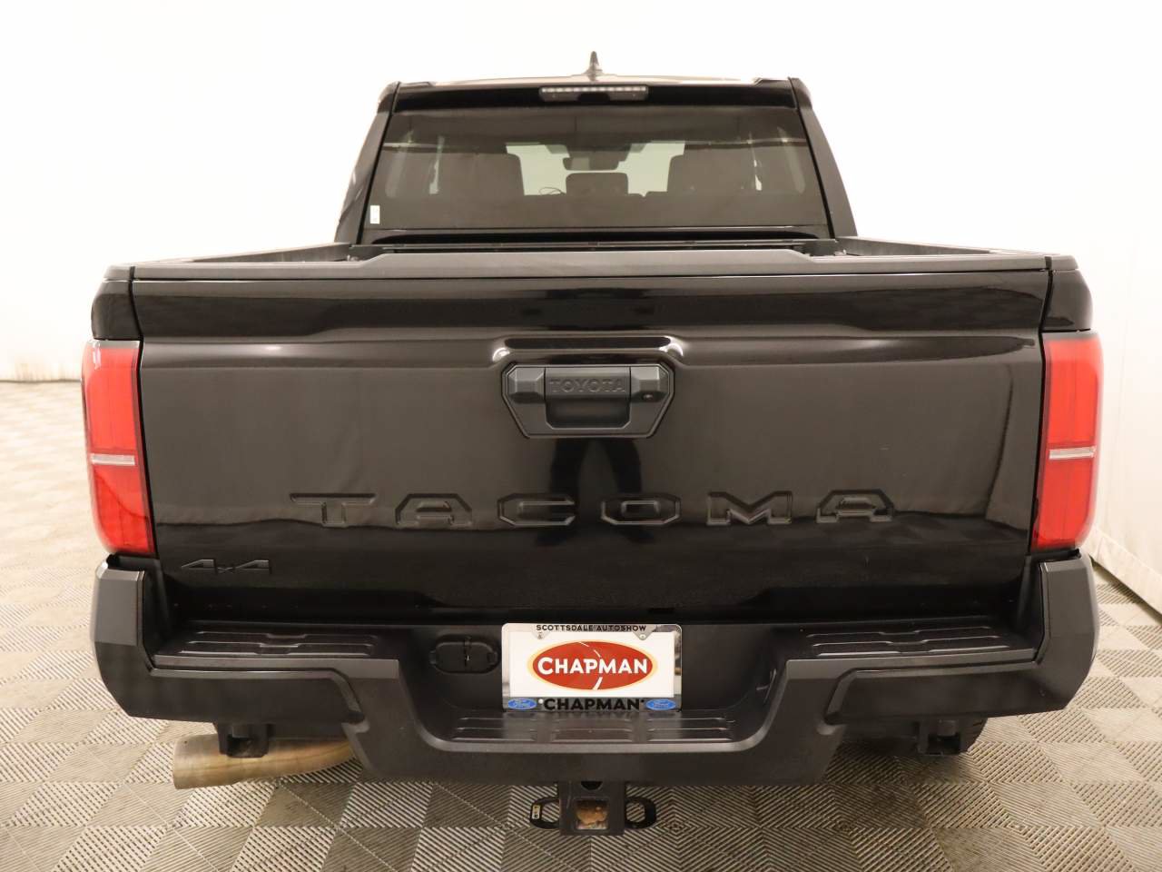 Used 2024 Toyota Tacoma TRD Off-Road AWD/4WD image 5