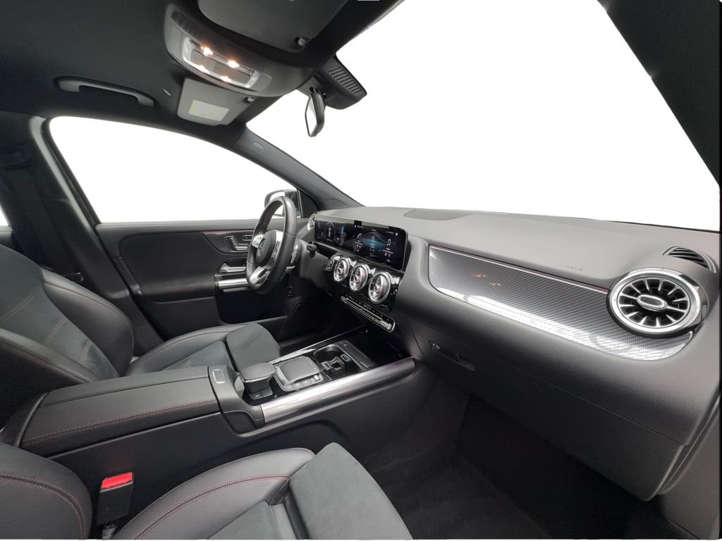 Used 2021 Mercedes-Benz GLA 35 AMG 4MATIC image 32