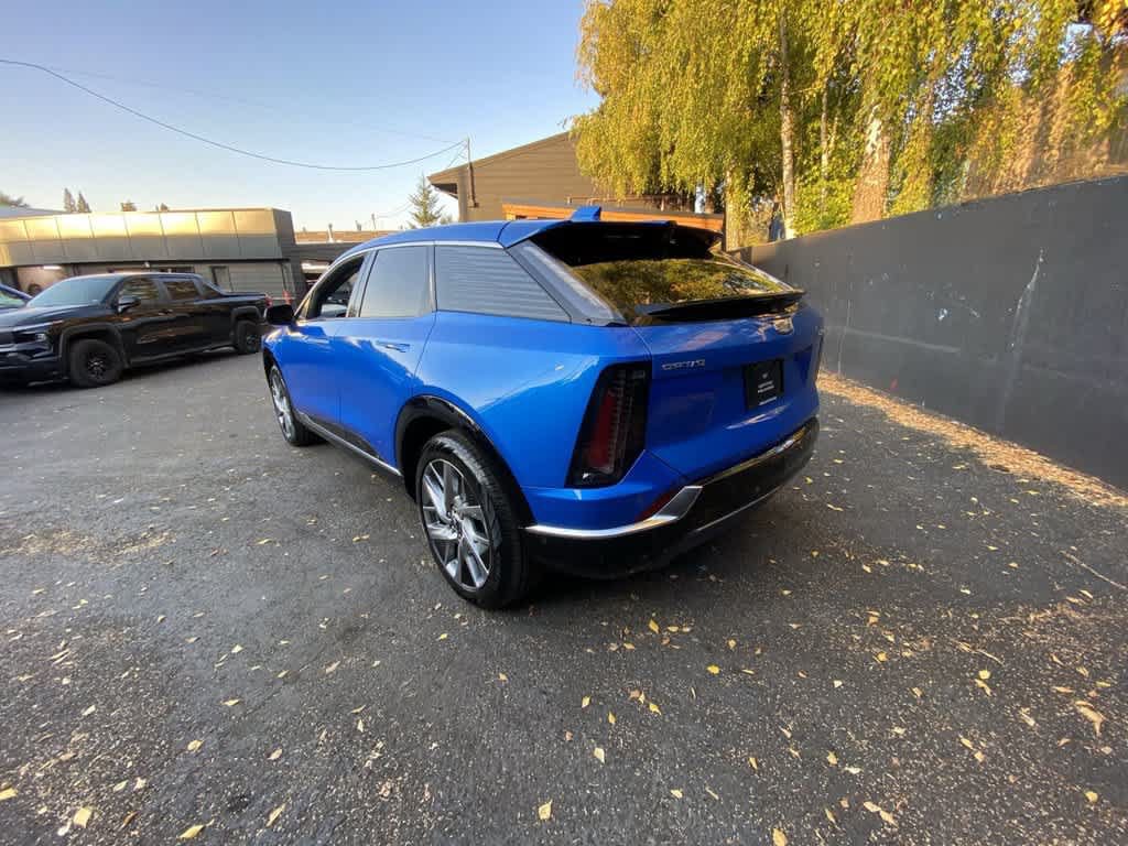 Certified 2026 Cadillac Optiq Luxury 2 AWD/4WD image 4