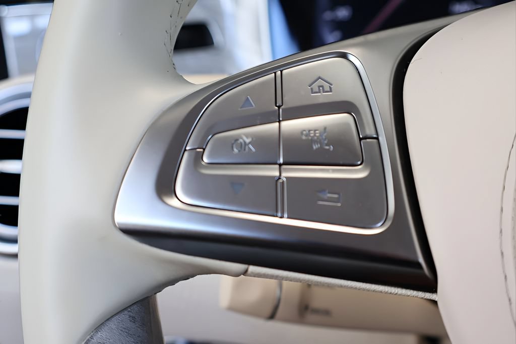 Used 2017 Mercedes-Benz S 550 Cabriolet image 22