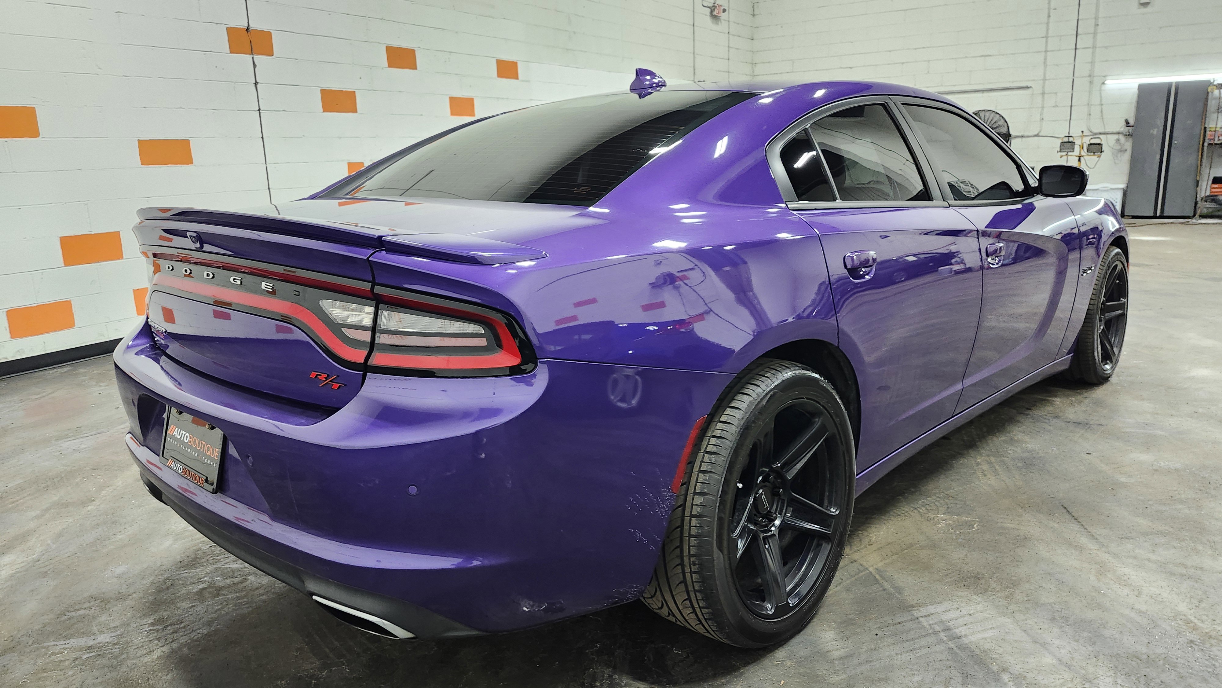 Used 2016 Dodge Charger R/T image 17
