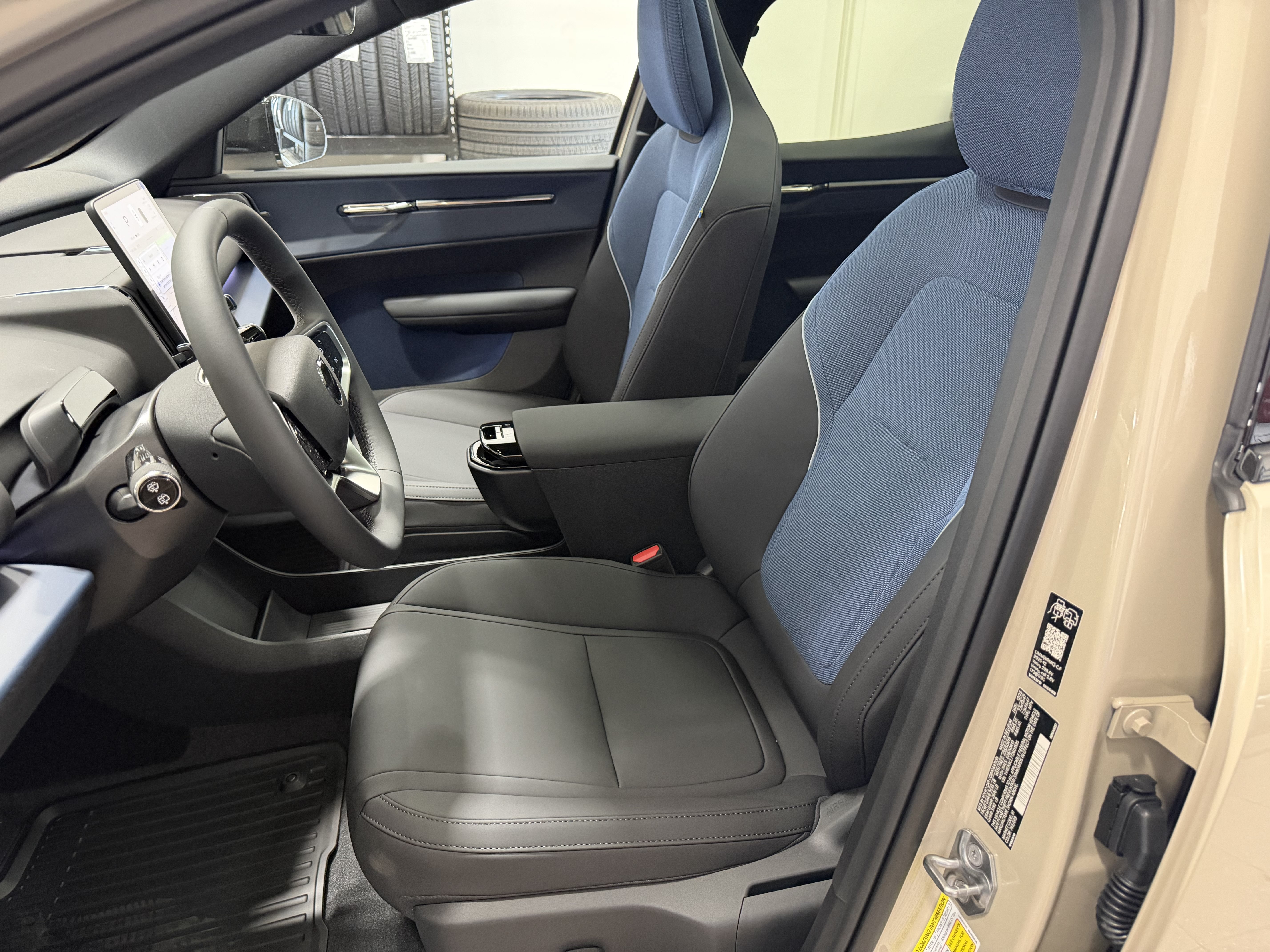 New 2026 Volvo EX30 Cross Country Ultra w/ Protection Package Premier AWD/4WD image 17