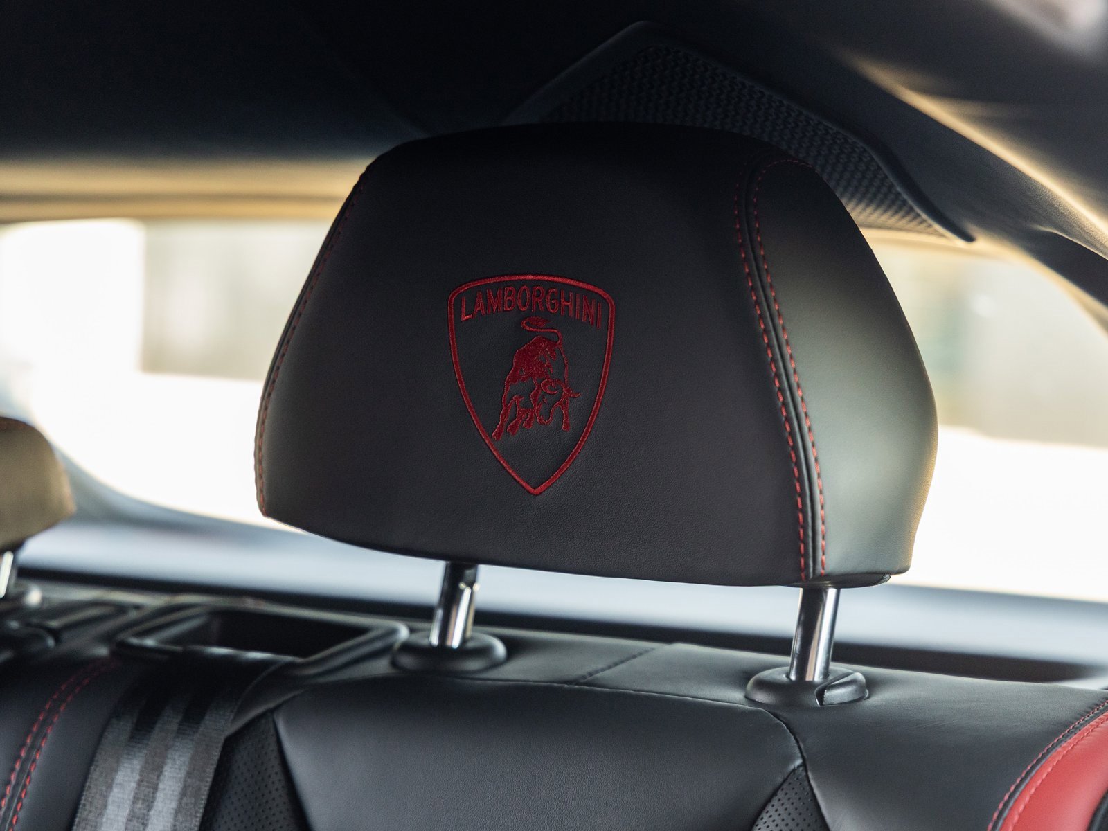 Used 2024 Lamborghini Urus Performante image 43