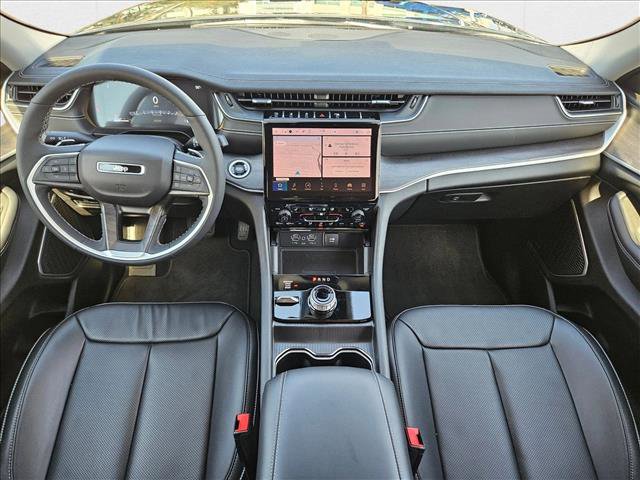 New 2024 Jeep Grand Cherokee L Limited w/ Luxury Tech Group II image 14