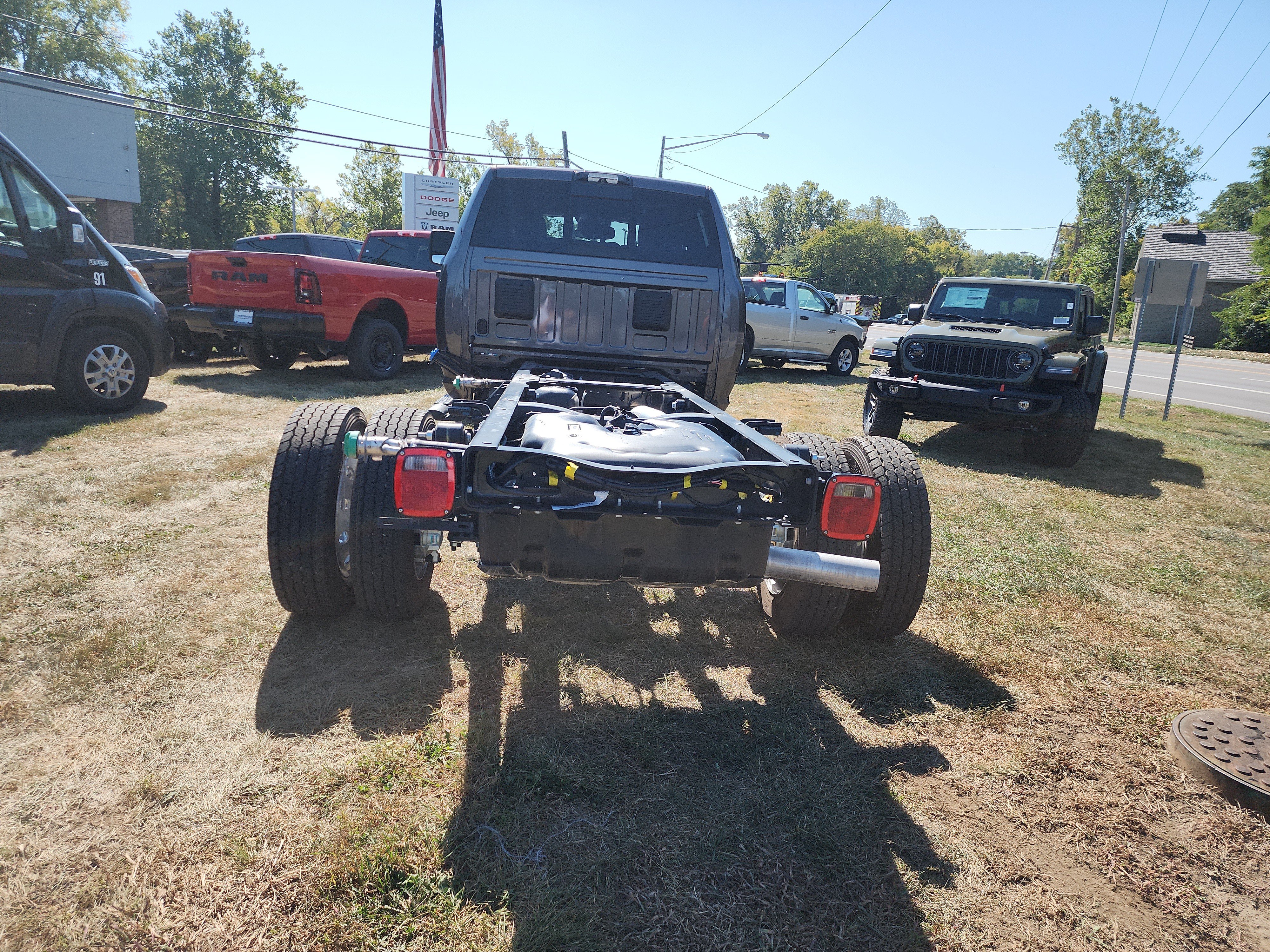 New 2026 RAM 5500 4x4 Crew Cab image 22