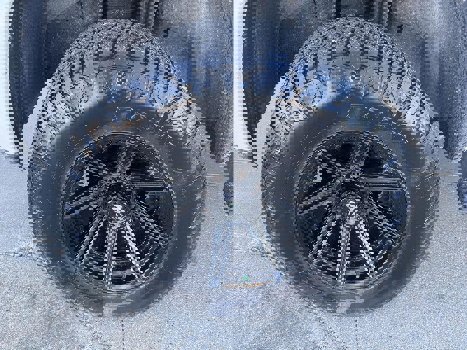 Used 2017 RAM 3500 Big Horn w/ Sport Appearance Group image 6