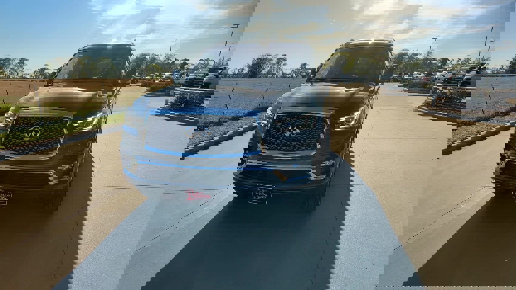 Used 2024 INFINITI QX80 Luxe image 3