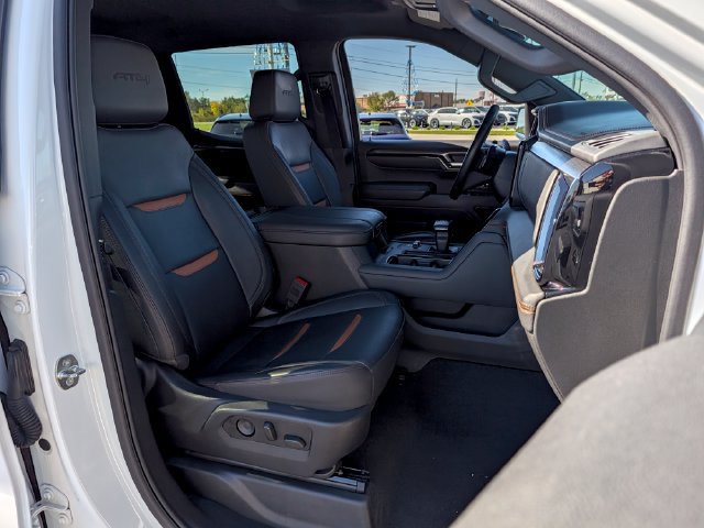 Used 2023 GMC Sierra 1500 AT4 AWD/4WD image 25