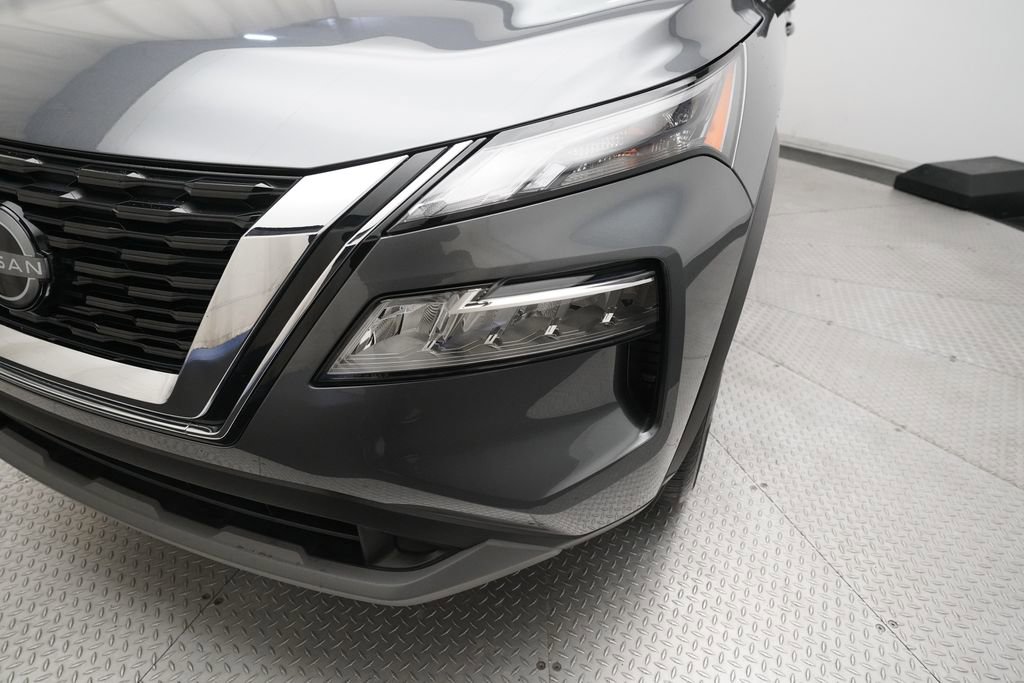 Certified 2023 Nissan Rogue SV image 22