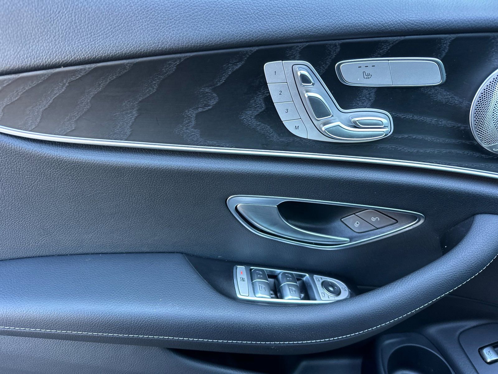 Used 2023 Mercedes-Benz E 450 4MATIC Sedan image 10