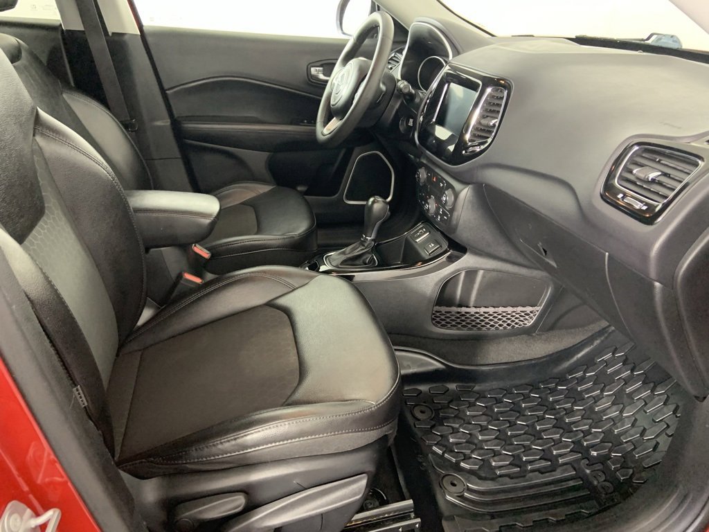 Used 2021 Jeep Compass Latitude image 16