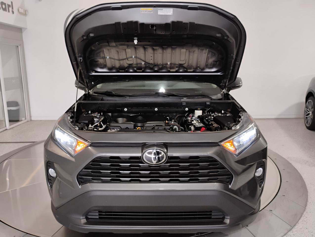 Used 2021 Toyota RAV4 XLE FWD image 73