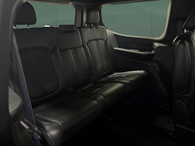 Used 2024 Jeep Wagoneer Series III AWD/4WD image 14