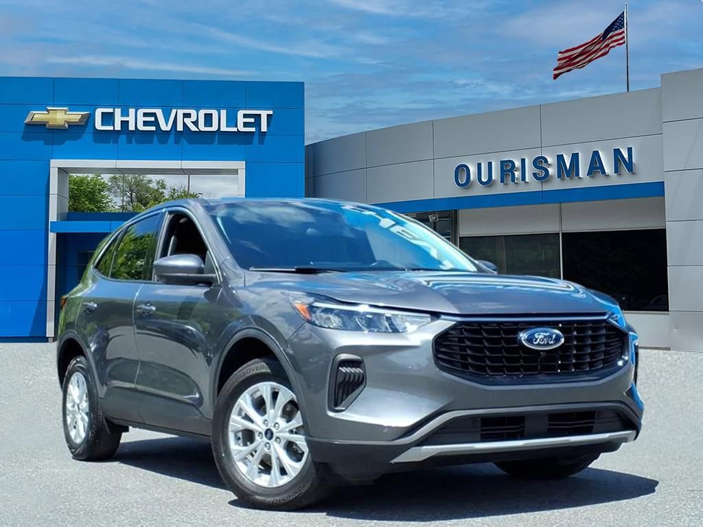 Used 2023 Ford Escape Active w/ Tech Pack #2