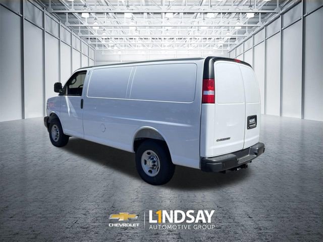 New 2026 Chevrolet Express 2500 w/ Driver Convenience Package RWD image 6