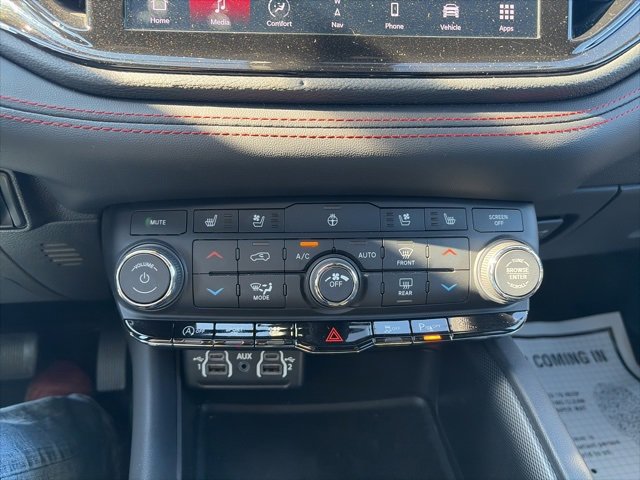 Used 2024 Dodge Durango GT image 22