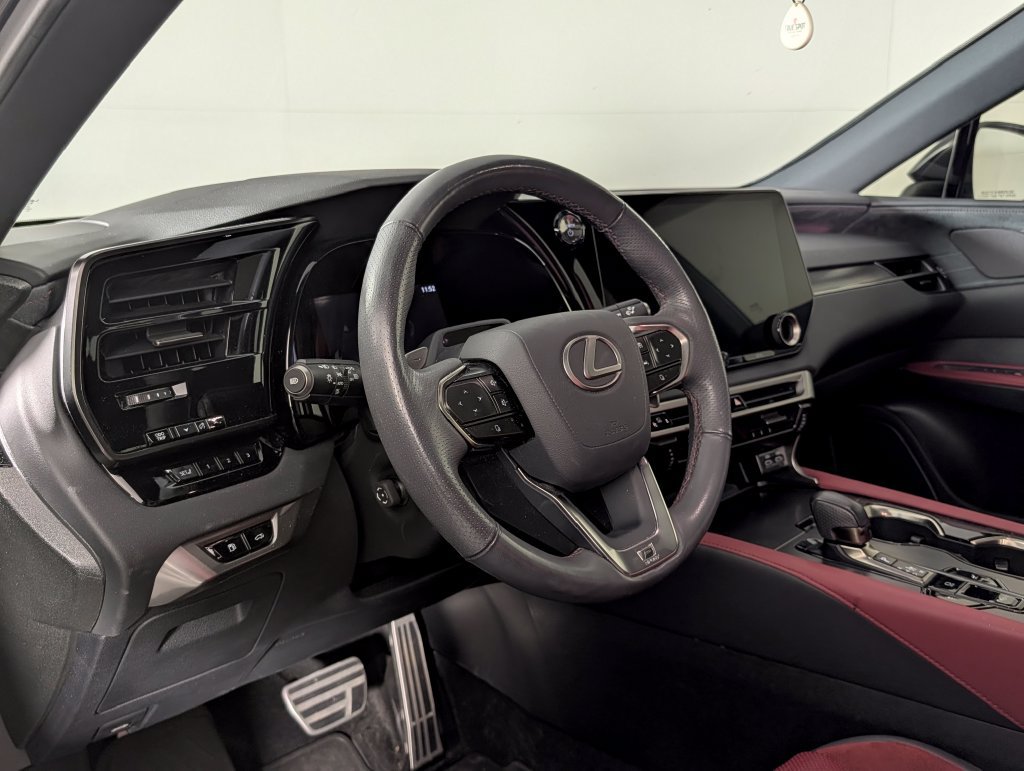 Used 2024 Lexus RX 500h F Sport w/ Convenience Package AWD/4WD image 4