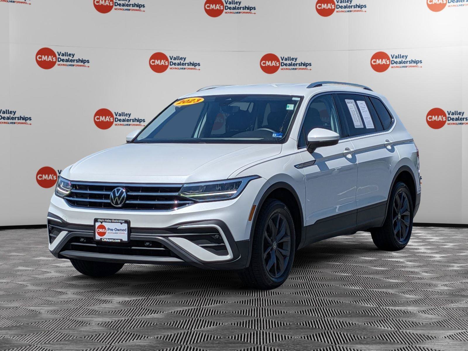 Used 2023 Volkswagen Tiguan SE FWD image 1