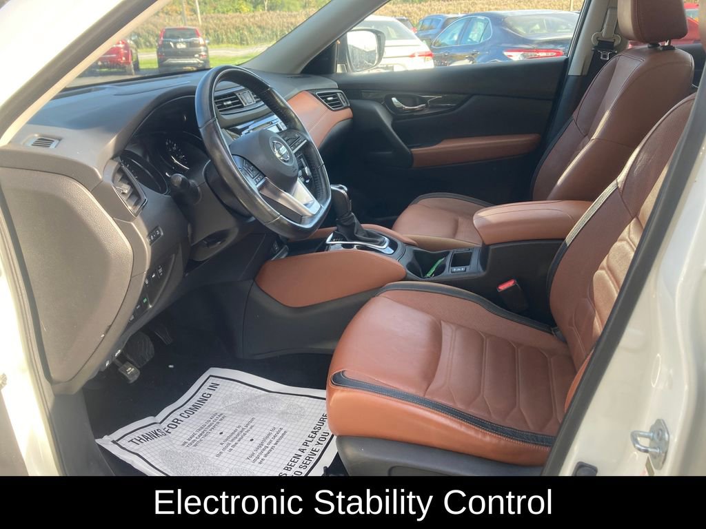 Used 2017 Nissan Rogue SL w/ SL Premium Package image 12